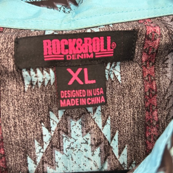 Rock & Roll Cowgirl Black and Blue Western Blouse - Picture 4 of 4